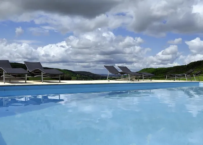 Le Relais De Roquefereau 4*